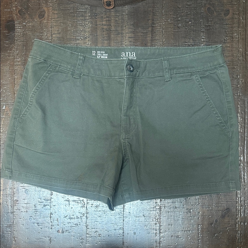 a.n.a Olive Green Women's Casual Shorts